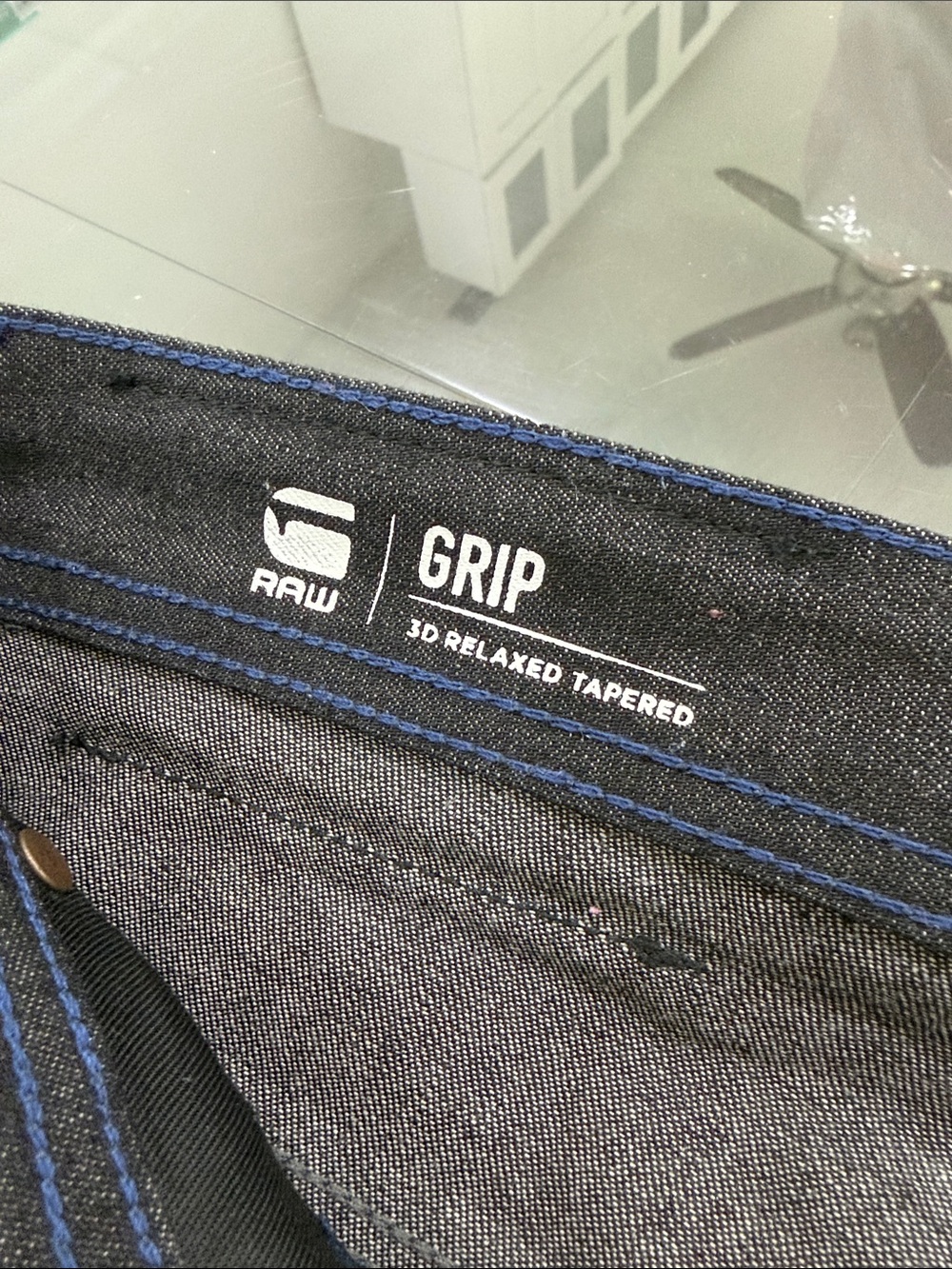 G-Star Raw Grip 3D Relaxed Tapered Jeans - Black with Blue Stitching size 32x30